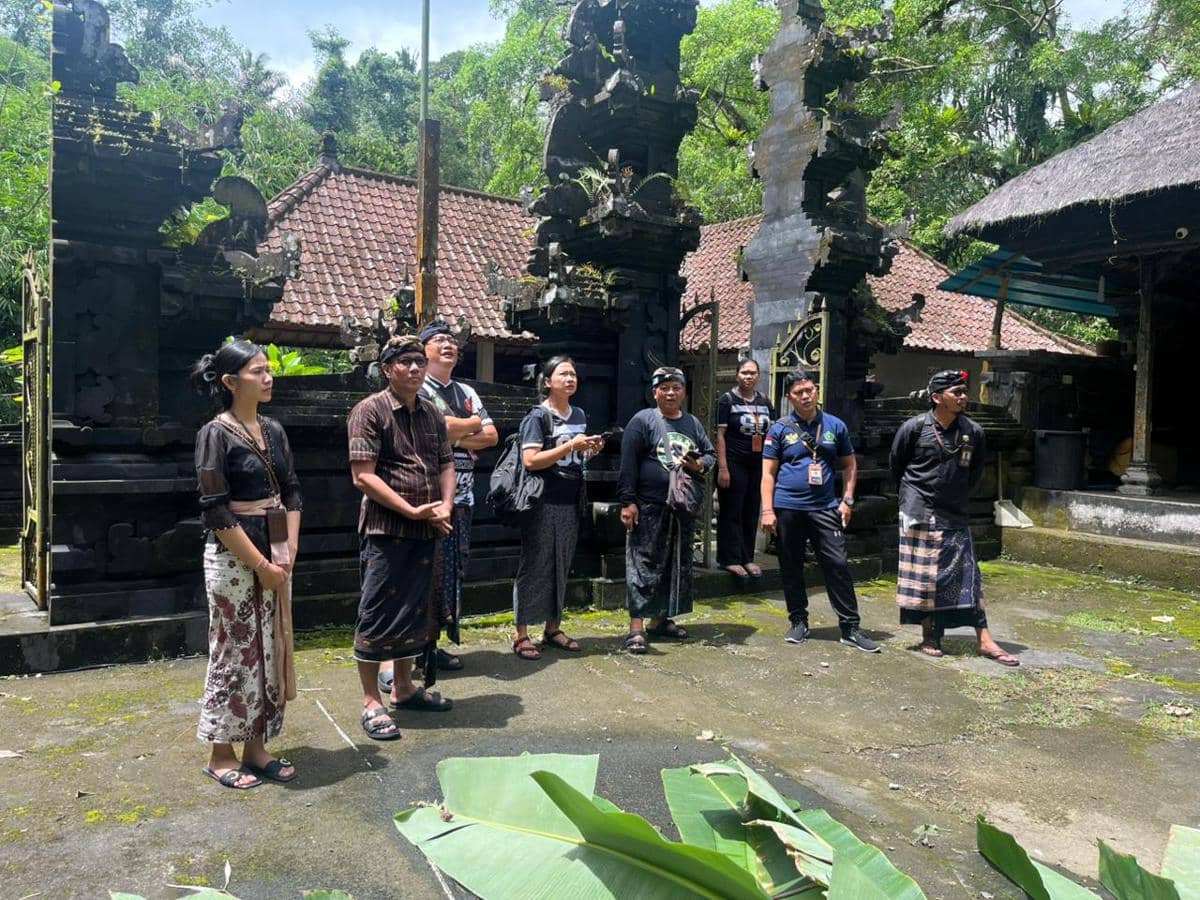 Longsor di Pura Manik Tirta yang berlokasi di Dusun Kawan, Desa Timuhun. 