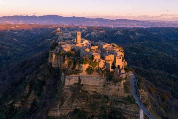 Potret Civita di Bagnoregio, Italia