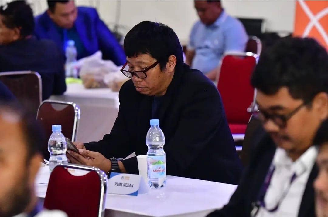 Perwakilan klub bersama saat mengikuti Kongres Biasa PSSI Sumut 2026, Kamis (15/1/2026) (dok.PSSI Sumut)