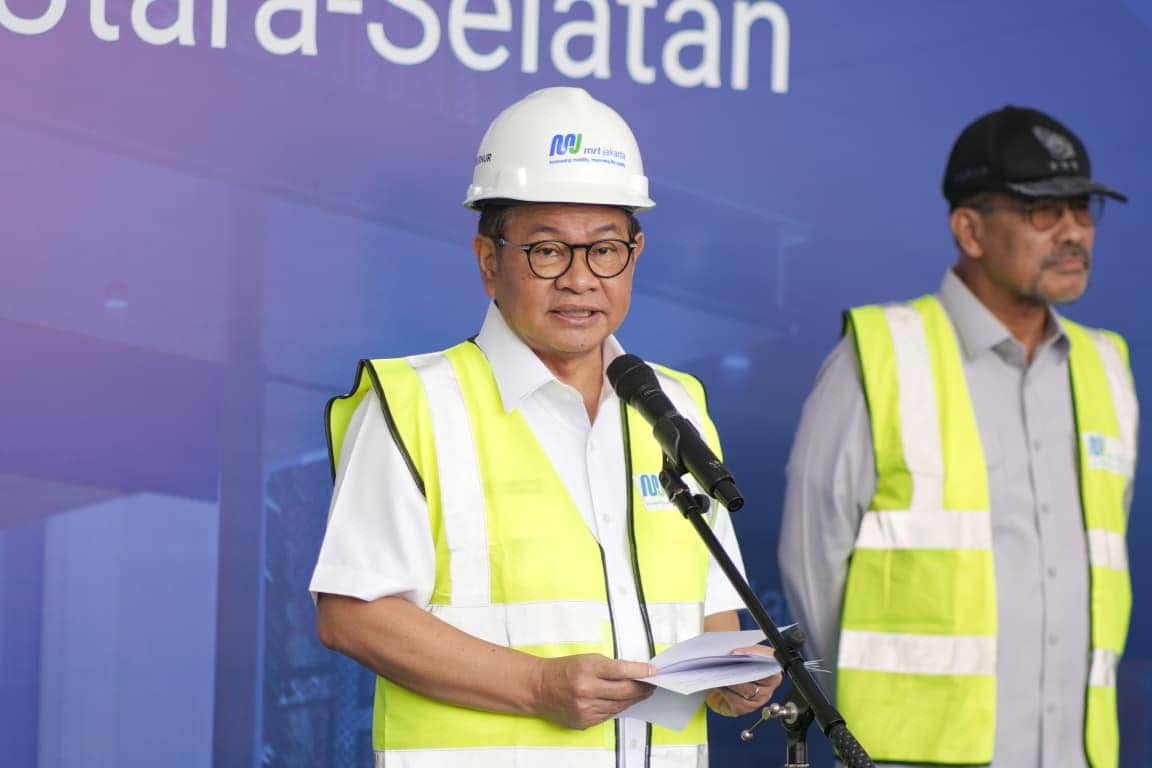 Gubernur DKI Jakarta, Pramono Anung melakukan peletakan batu pertama (groundbreaking) pembangunan pintu masuk (entrance) Stasiun Harmoni pada Selasa (20/1/26)