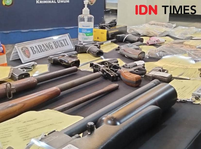 Polda Metro bungkar pabrik senjata api ilegal (IDN Times/Irfan Fathurohman)