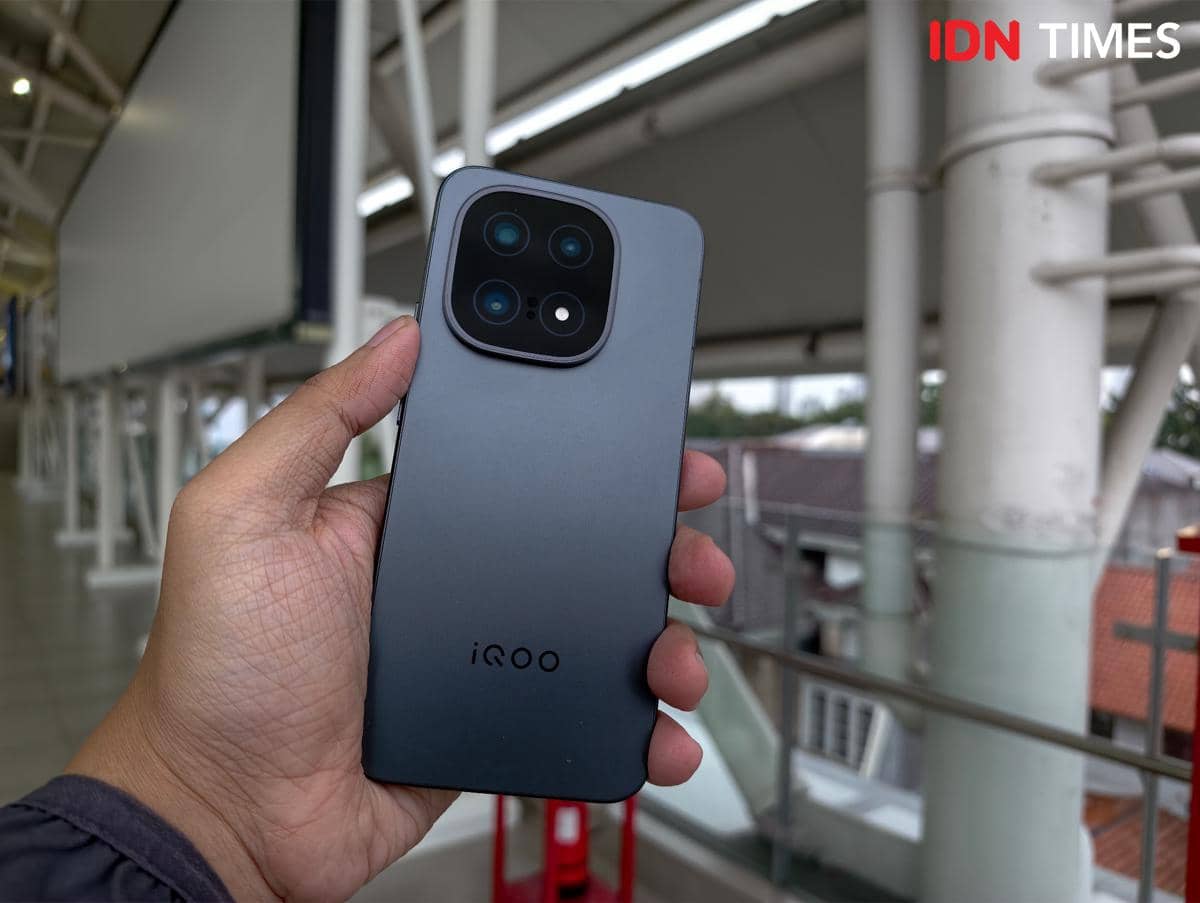 iQOO 15 (IDN Times/Fatkhur Rozi)