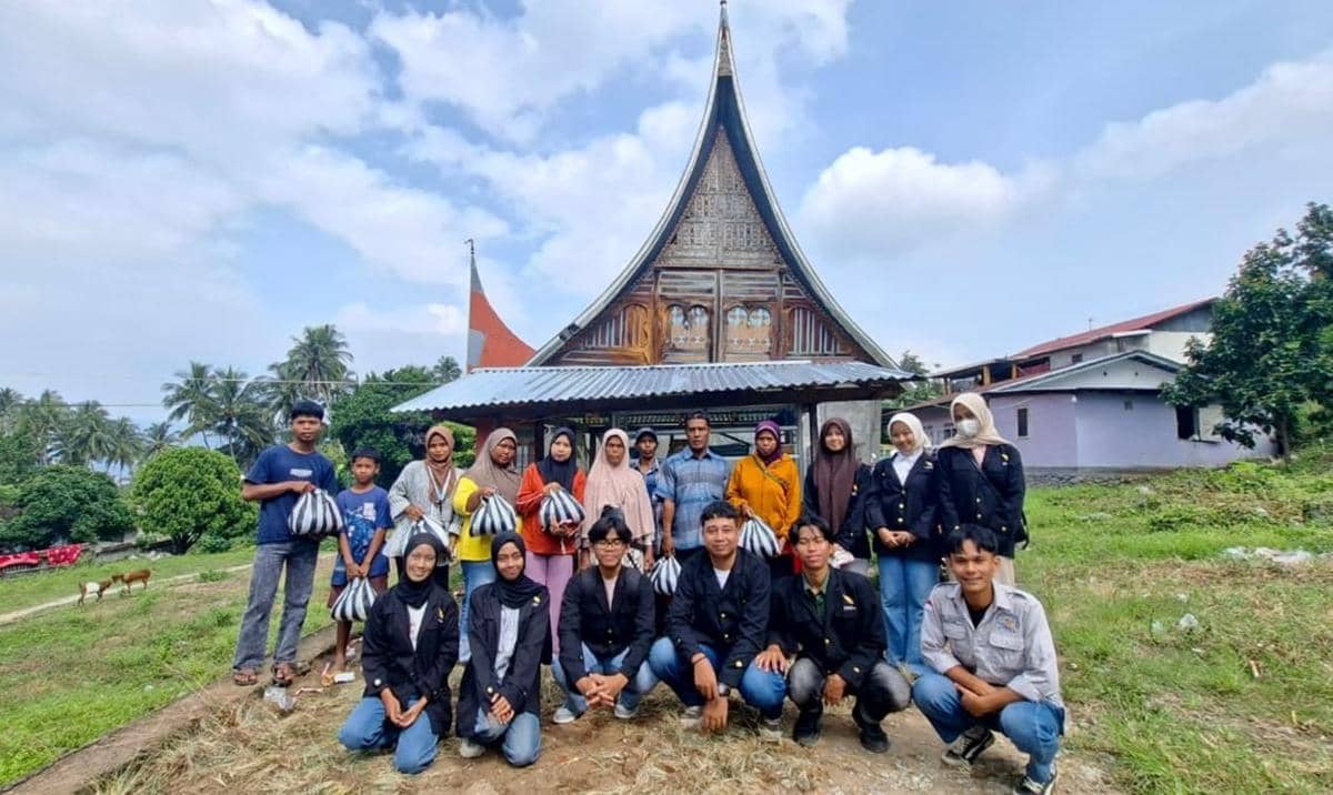 Mahasiswa Institut Teknologi Sumatera (Itera) melalui Kementerian Sosial dan Masyarakat Keluarga Mahasiswa (KM) Itera menyalurkan bantuan bagi korban bencana alam di sejumlah wilayah Sumatera, meliputi Provinsi Aceh, Sumatera Barat, dan Sumatera Utara
