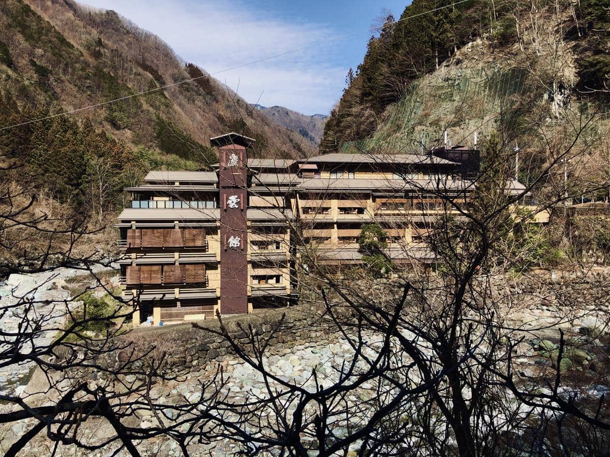 potret Nishiyama Onsen Keiunkan
