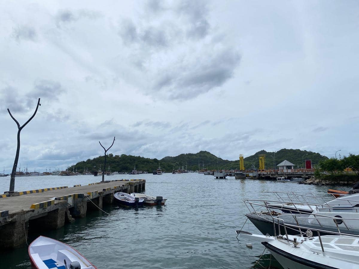 Suasana Pelabuhan Marina Labuan Bajo sepi dari aktivitas wisata. (Dok ASITA NTT)