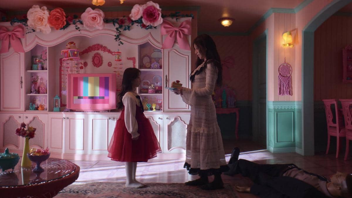 Ahn Tae Rin dan Go Youn Jung di Can This Love Be Translated?