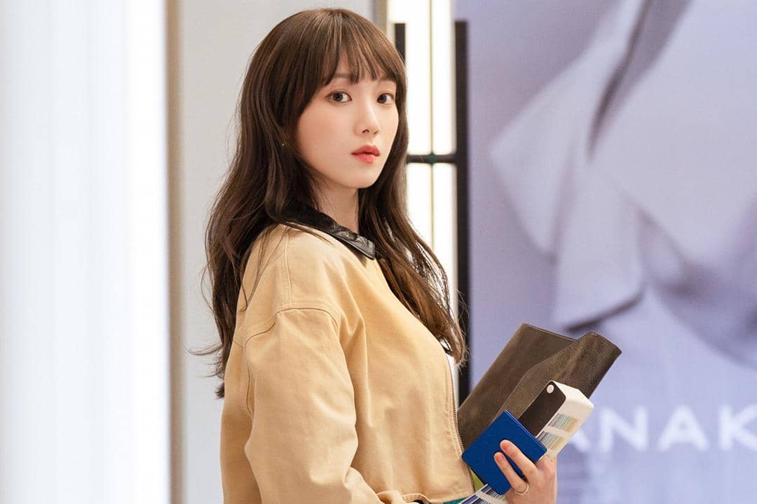 cuplikan drama In Your Radiant Season