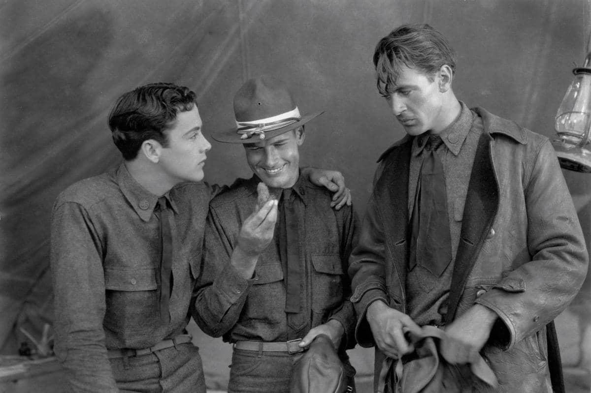 cuplikan film pemenang Best Picture pertama di Oscar, Wings 