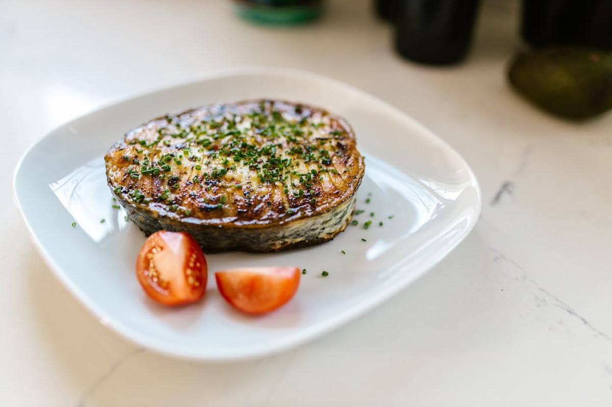 ilustrasi ikan makarel miso