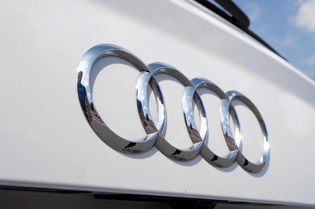 tampilan logo Audi