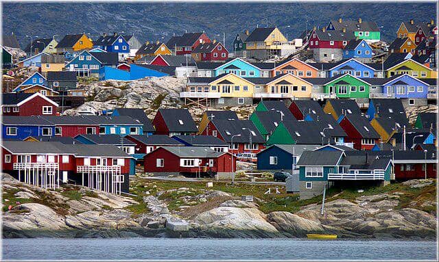 Potret kota Ilulissat, Greenland. (patano, CC BY-SA 3.0, via Wikimedia Commons)