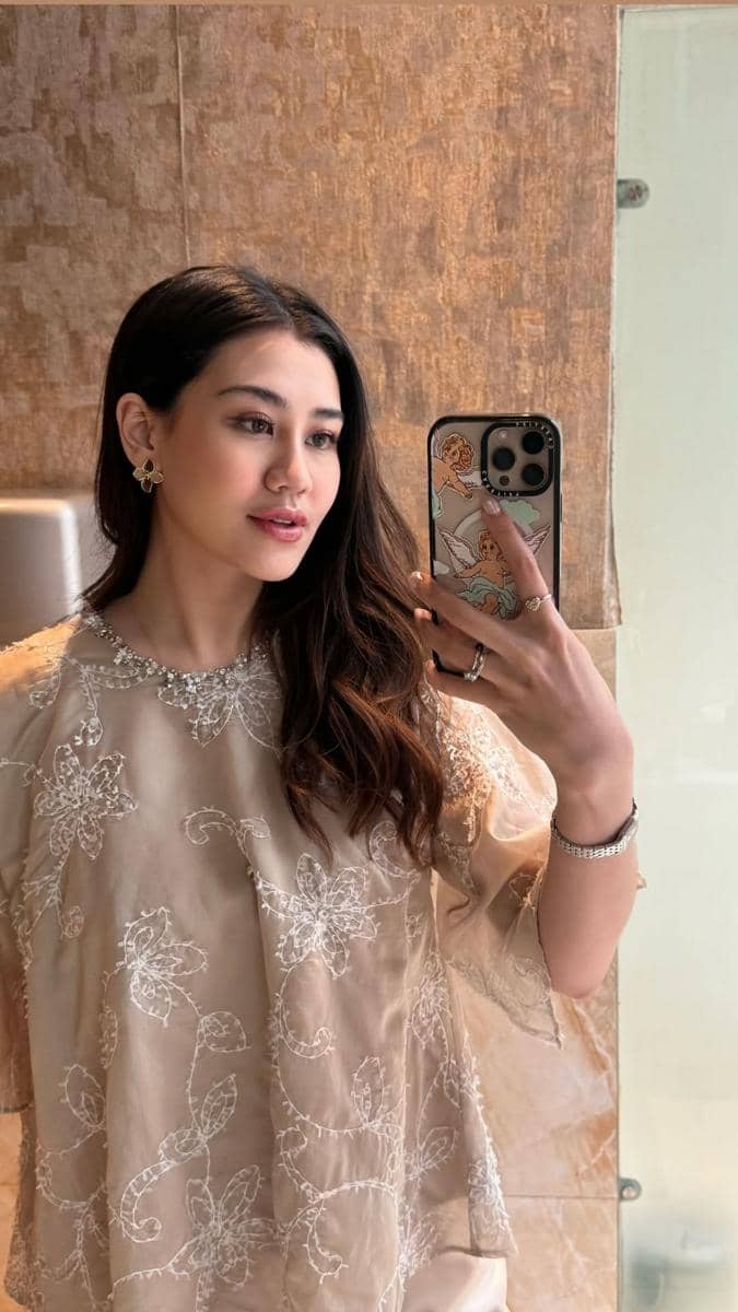 artis di lamaran El Rumi