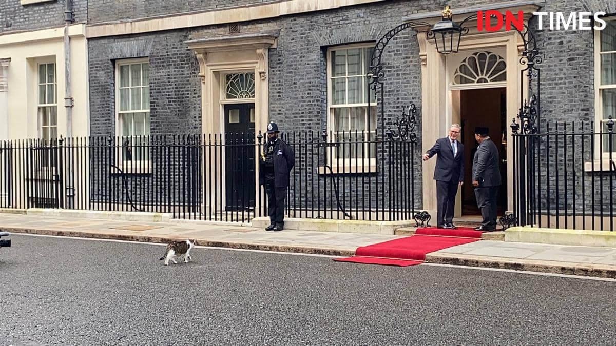 residen Prabowo Subianto telah tiba di Downing Street 10. (IDN TImes/Marcheila Ariesta)