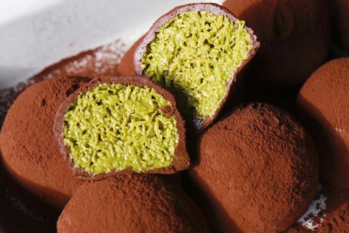 ilustrasi dubai chewy cookie