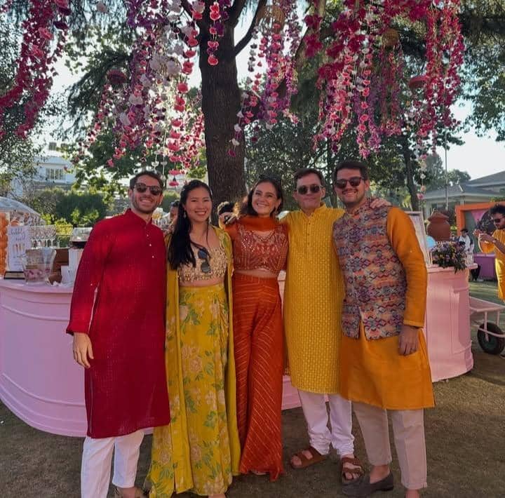 potret Marissa Nasution kondangan di Kathmandu