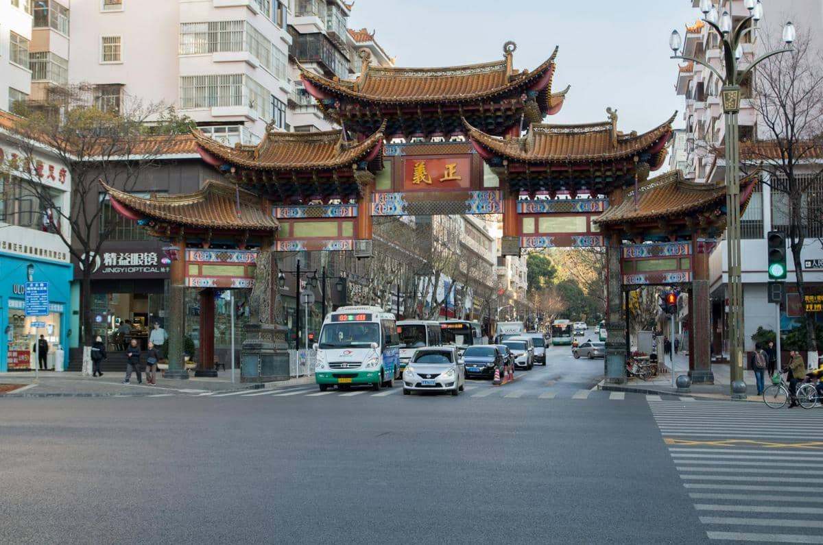 Itinerary Seharian Mengelilingi Kunming, Kota Musim Semi di China yang Bikin Betah