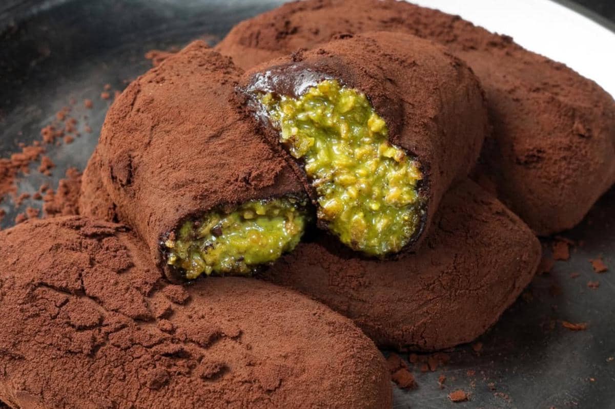 Dubai Chewy Cookie yang dijual di One Eighty Bakery