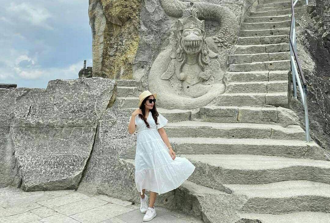 Waktu Terbaik Berkunjung ke Tebing Breksi agar Gak Panas Terpanggang Matahari!