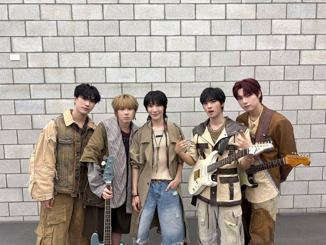 ONEWE adalah salah satu band yang lagi naik daun di Korea Selatan