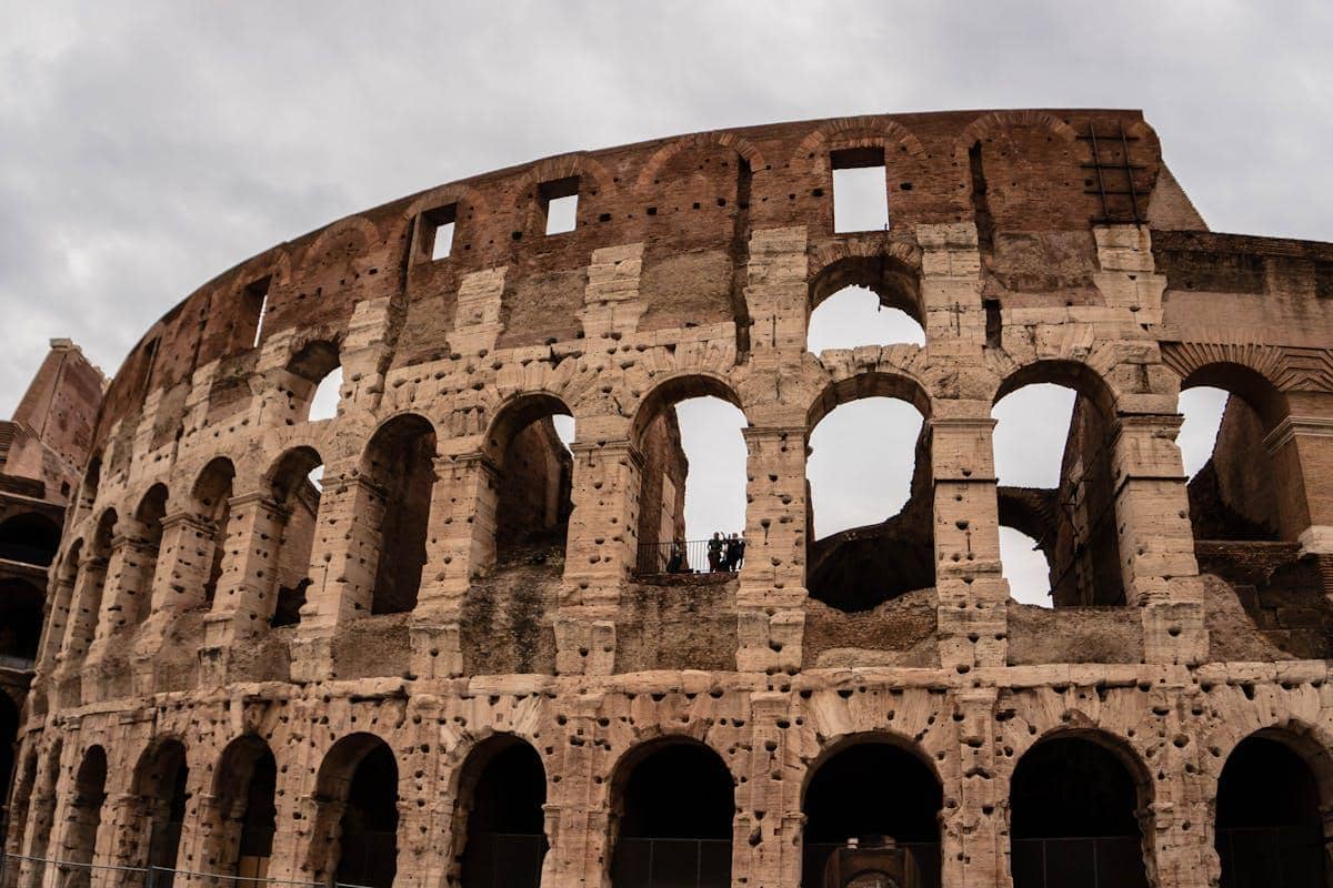 Tak Cuma Megah, Rahasia Beton Romawi Kuno yang Bikin Colosseum Awet Ribuan Tahun