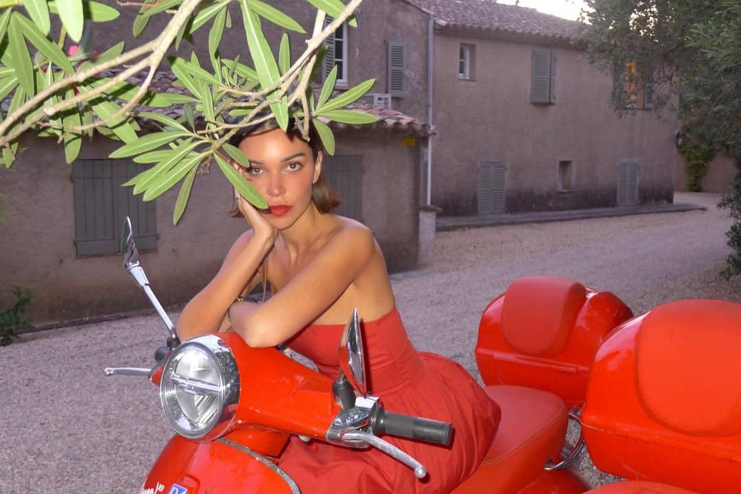  Ide makeup ala Jackie Apostel