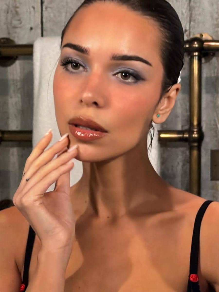 Ide makeup ala Jackie Apostel 