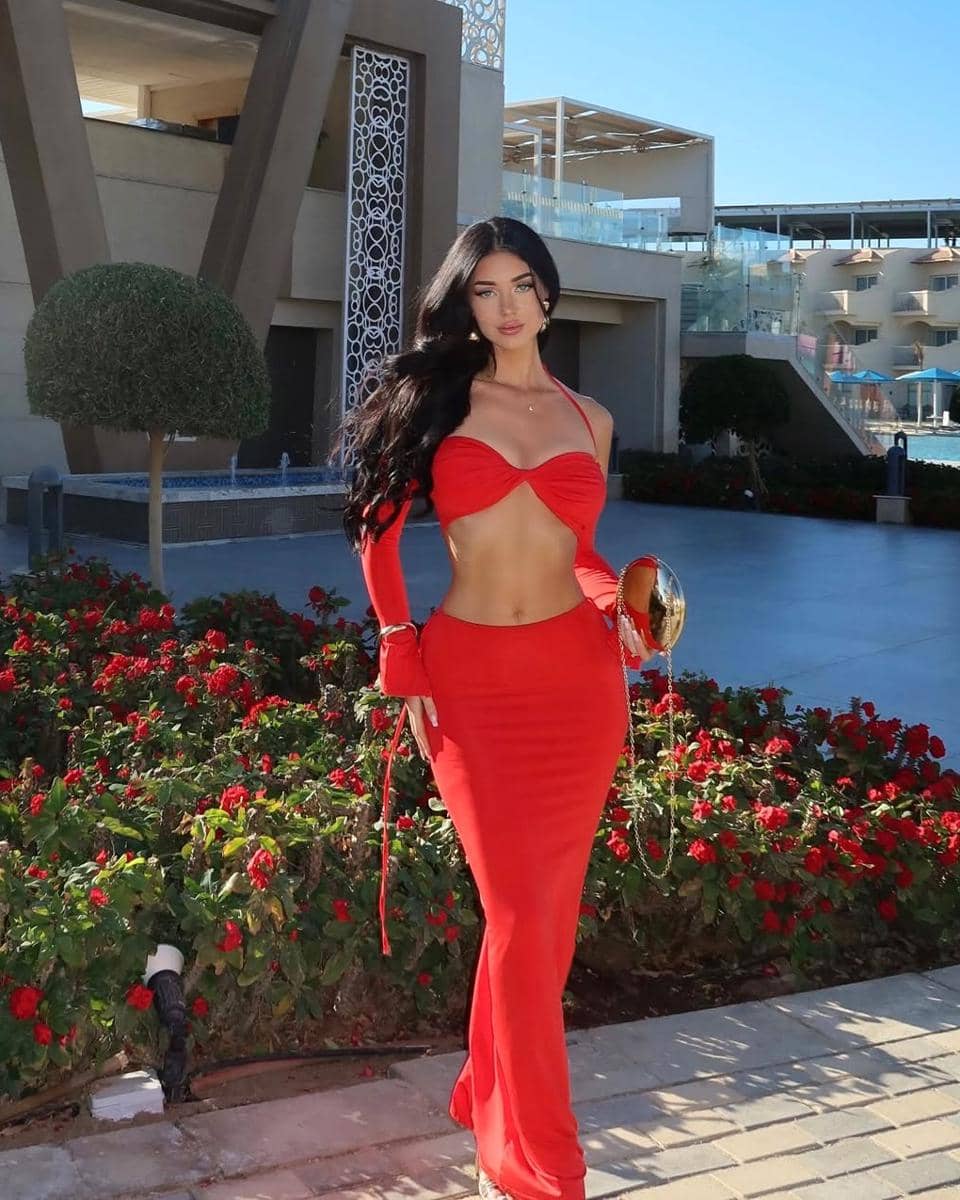 potret Eva van Bellen, Miss Intercontinental Belanda 2025 