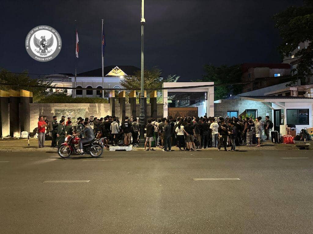 1.726 WNI di Kamboja Geruduk KBRI Usai Keluar Sindikat Penipuan Daring