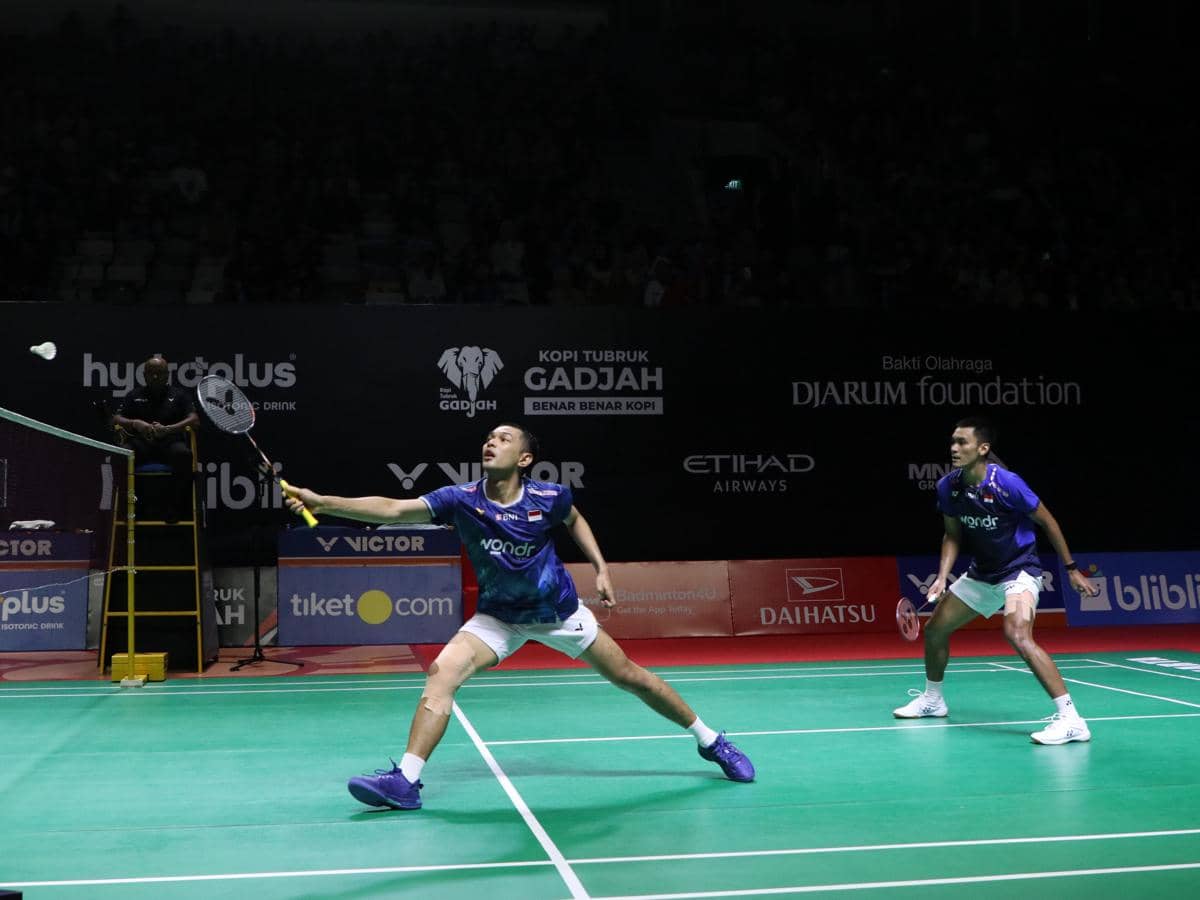 Fajar Alfian/Muhammad Shohibul Fikri memenangkan perang saudara menuju perempat final Indonesia Masters 2026