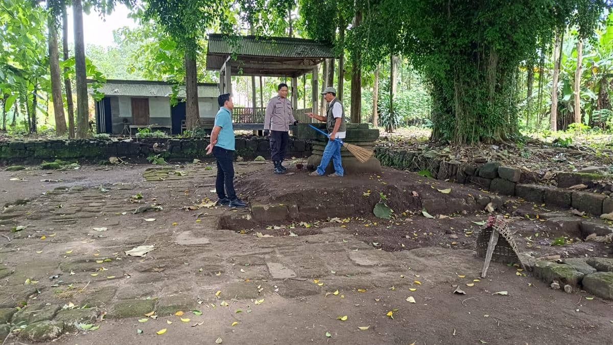 Situs Mejo Miring di Blitar yang dirusak sejumlah orang. IDN Times/istimewa