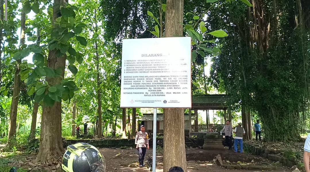 Situs Mejo Miring di Blitar yang dirusak sejumlah orang. IDN Times/istimewa