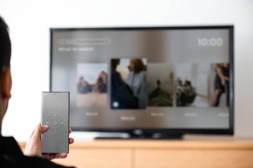 ilustrasi menonton TV 