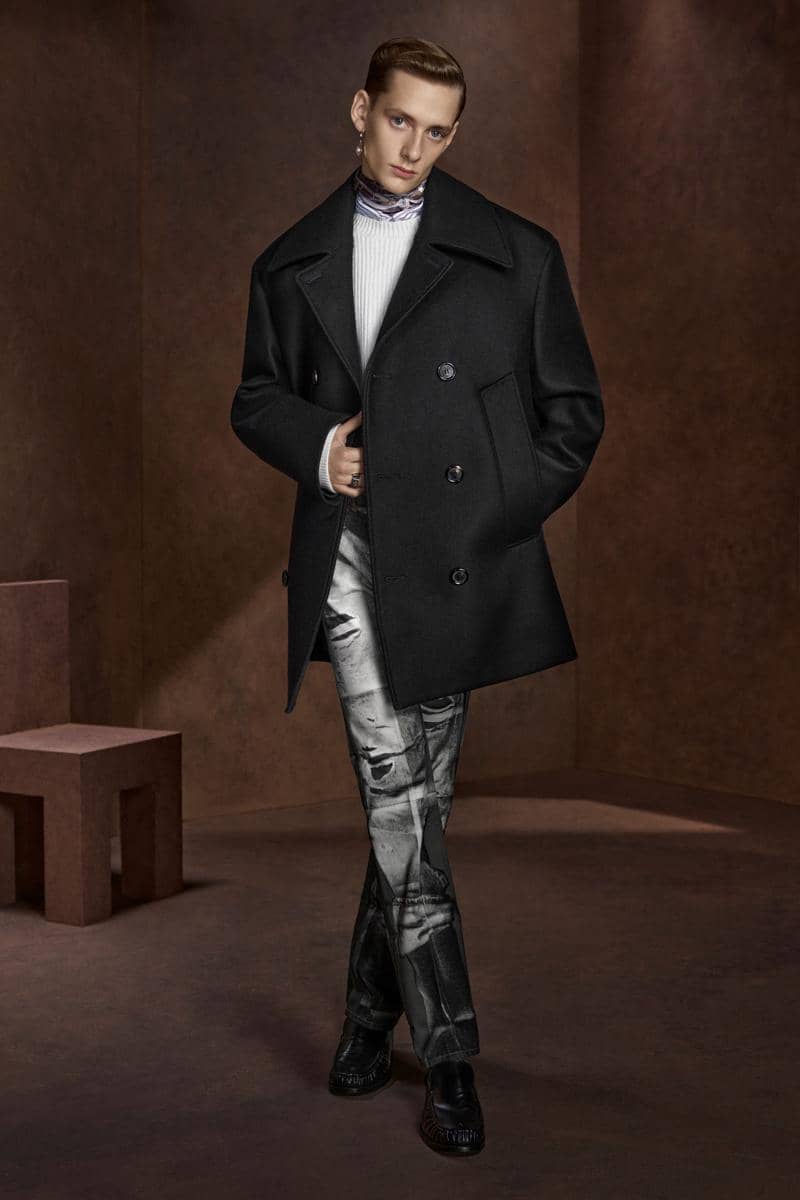 Koleksi Acne Studios FW26 di Paris Fashion Week