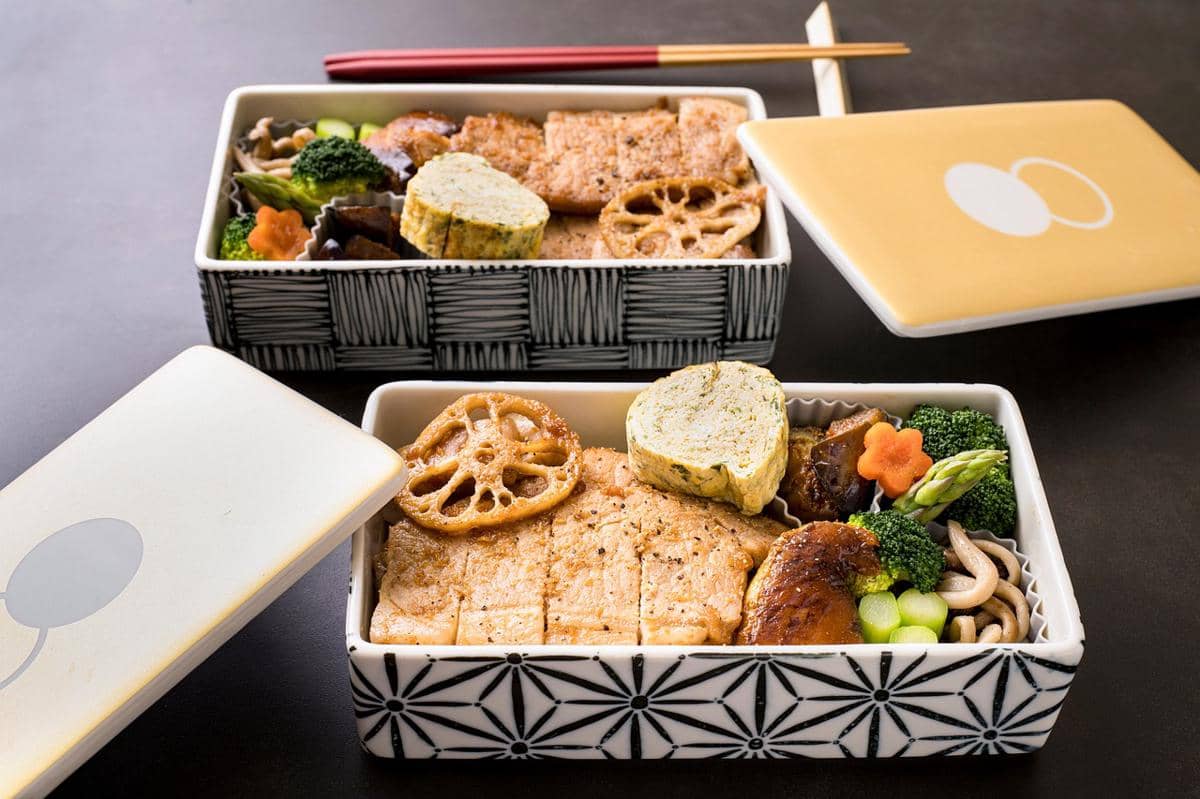 ilustrasi bento box ala Totoro