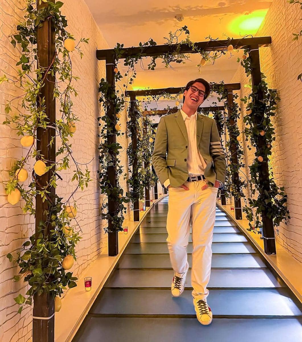 Mix and Match Sneakers ala El Rumi 