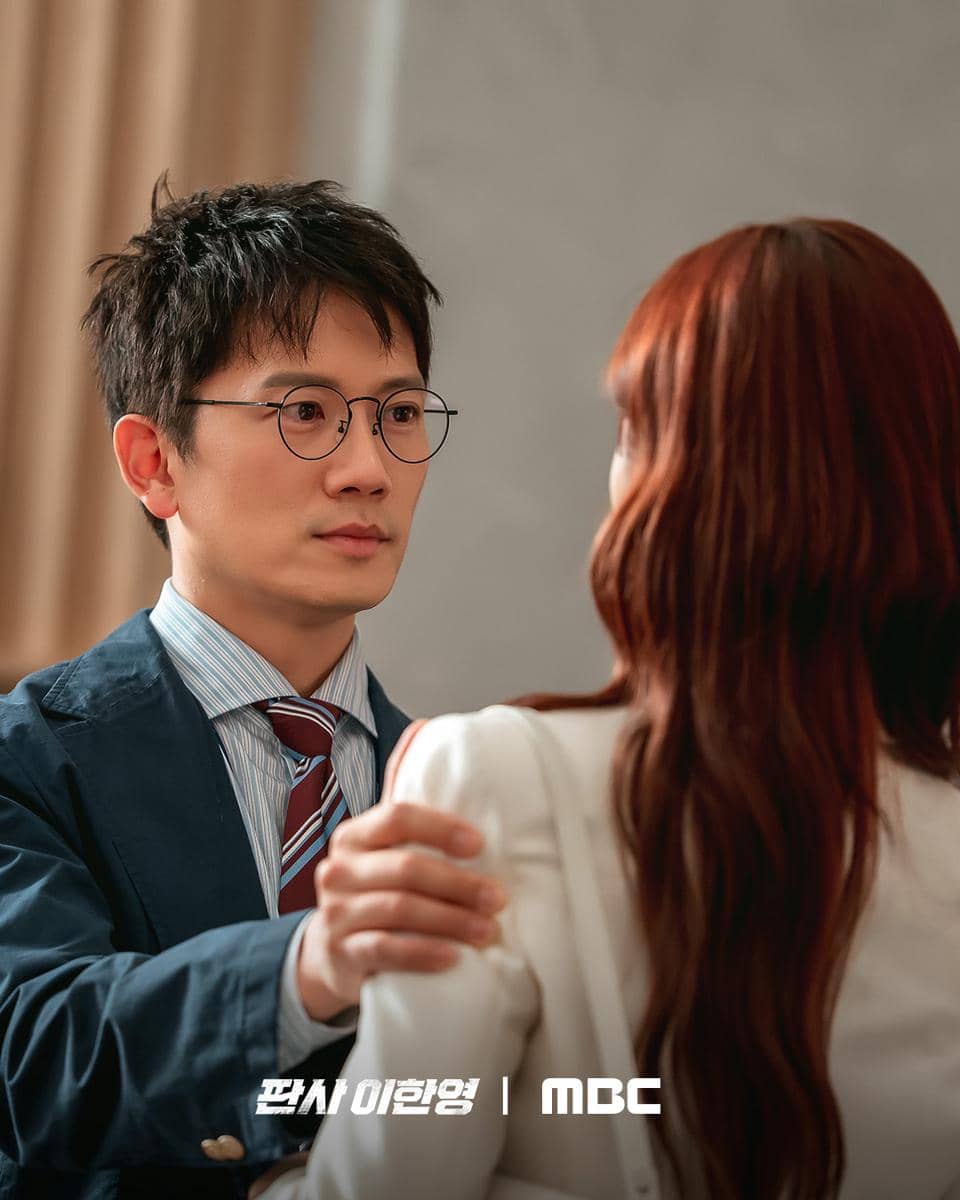 cuplikan drama The Judge Returns.