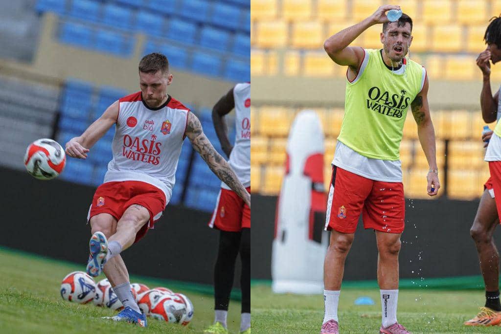 Dua pemain baru Persijap Jepara, Tiri (kiri) dan Borja Herrera (kanan), dalam sesi latihan pada 22 Januari 2026.