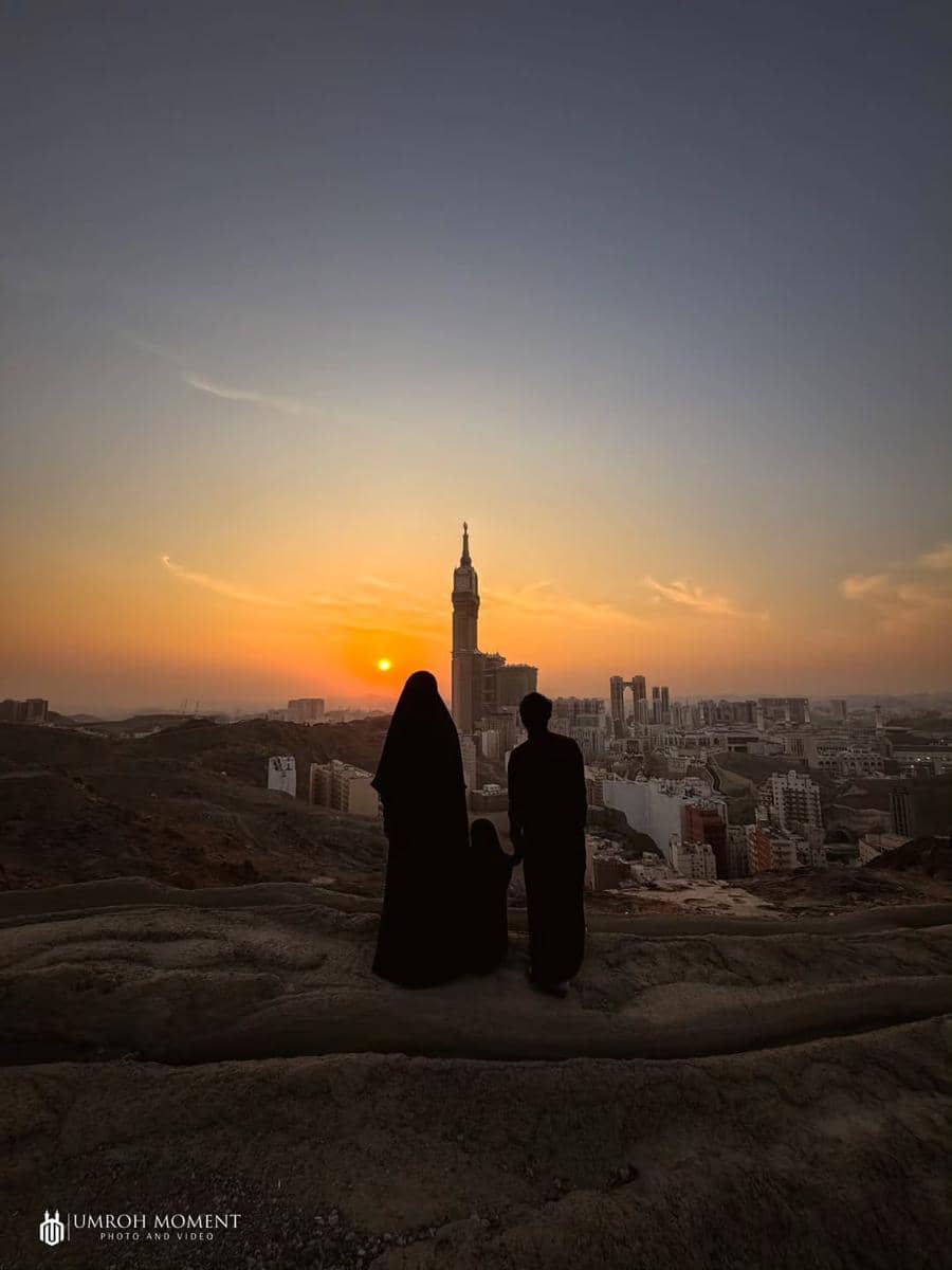 Photoshoot keluarga Denny Caknan di Jabal Khandamah