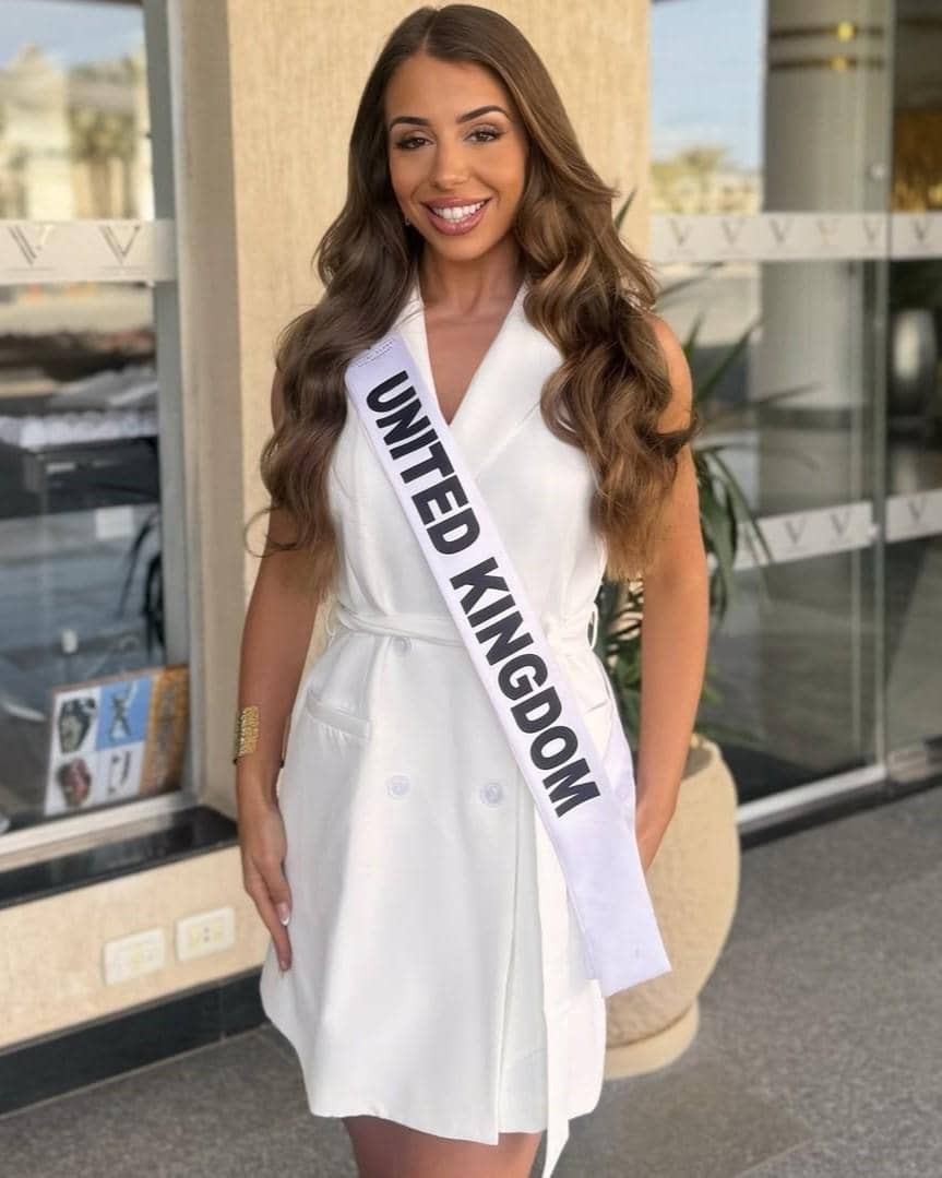 potret Emily Gibbins, Miss Intercontinental Inggris Raya 2025