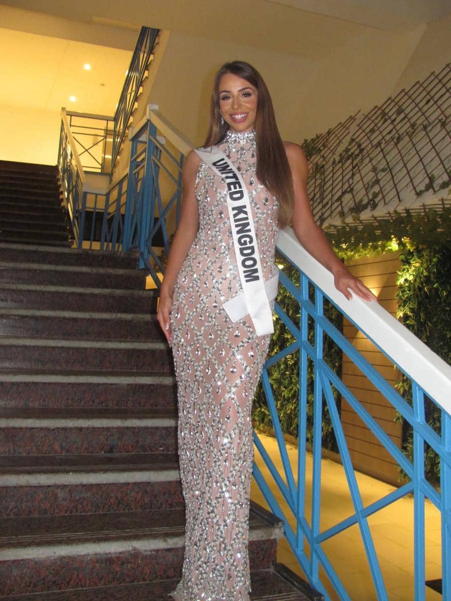 potret Emily Gibbins, Miss Intercontinental Inggris Raya 2025