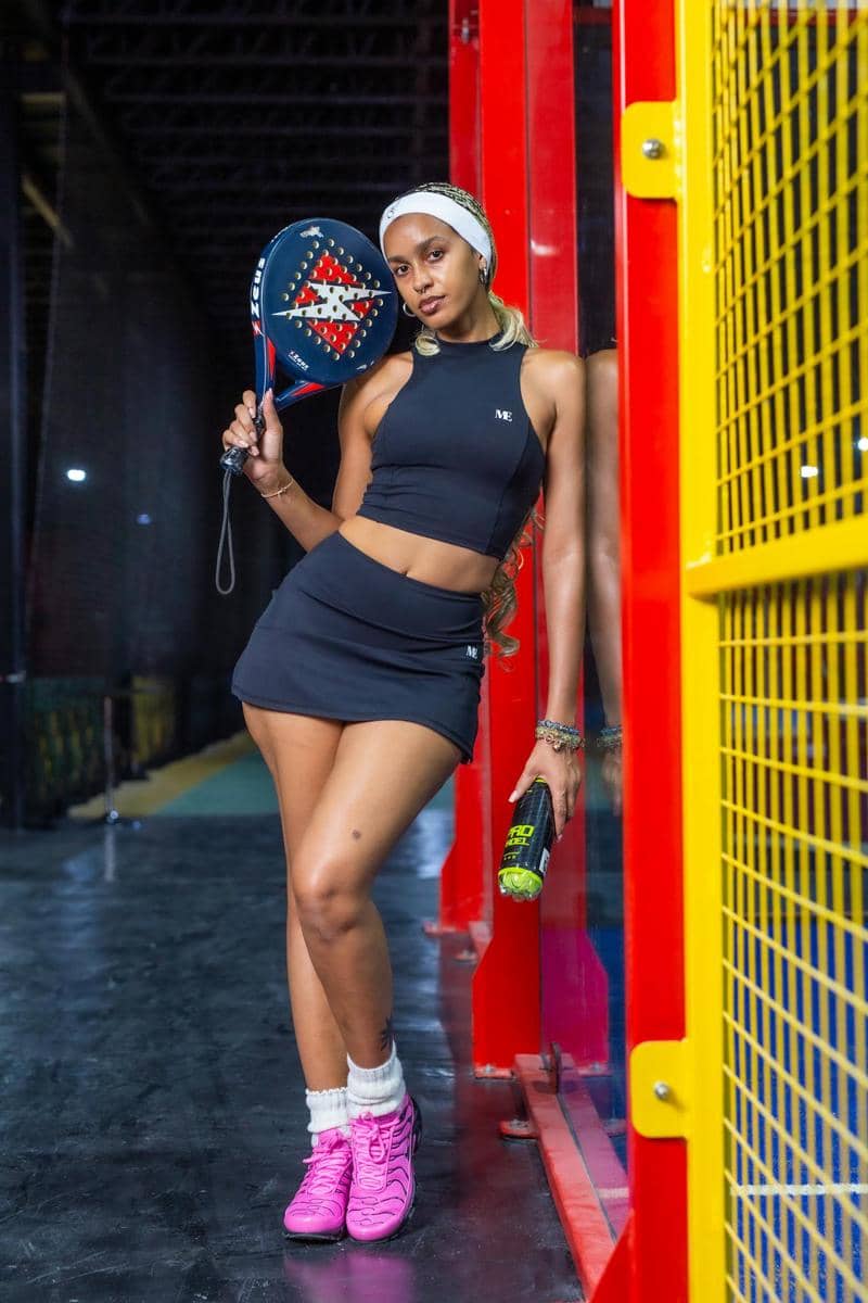 ilustrasi baju padel