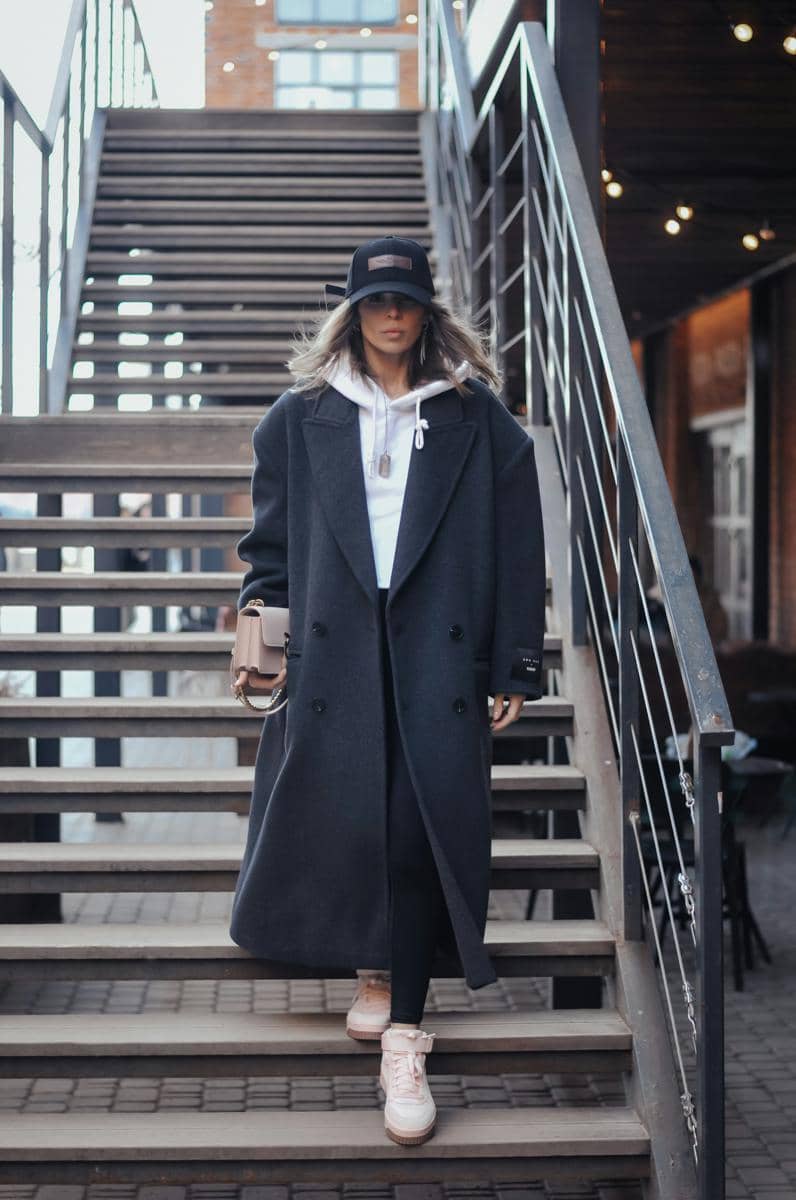 Ilustrasi gaya oversized