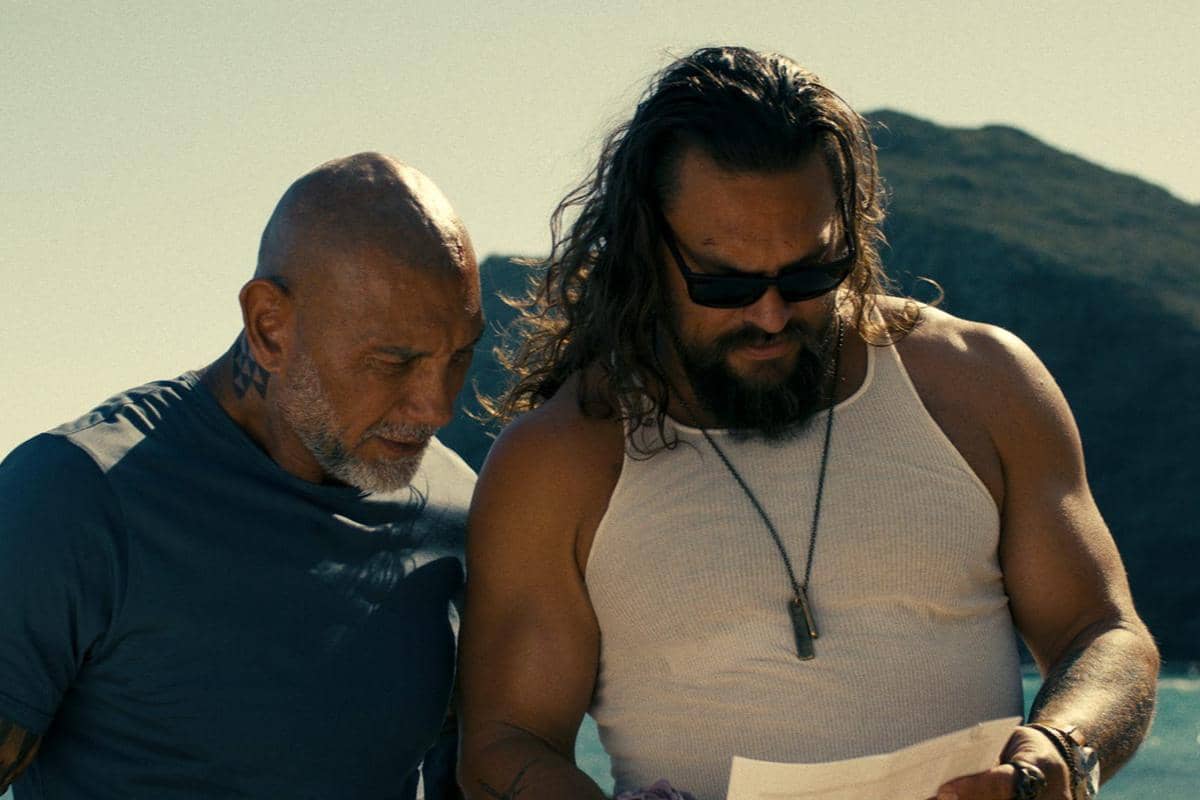 adegan dalam film The Wrecking Crew