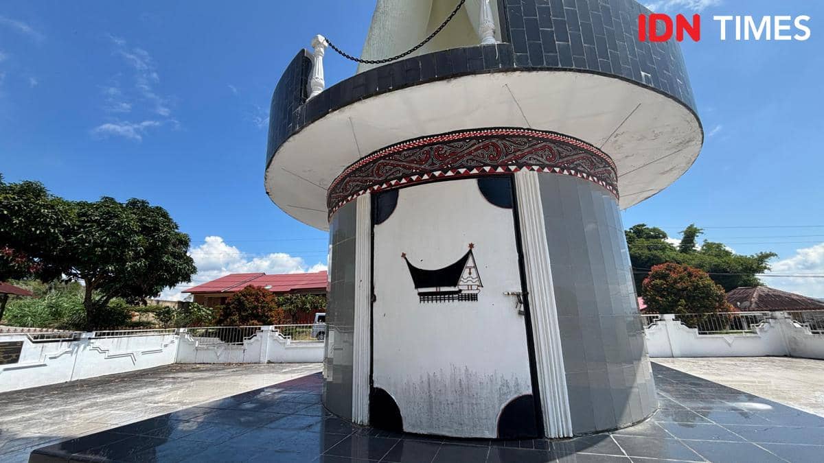 Tugu Harianja (Mangara Wahyudi)