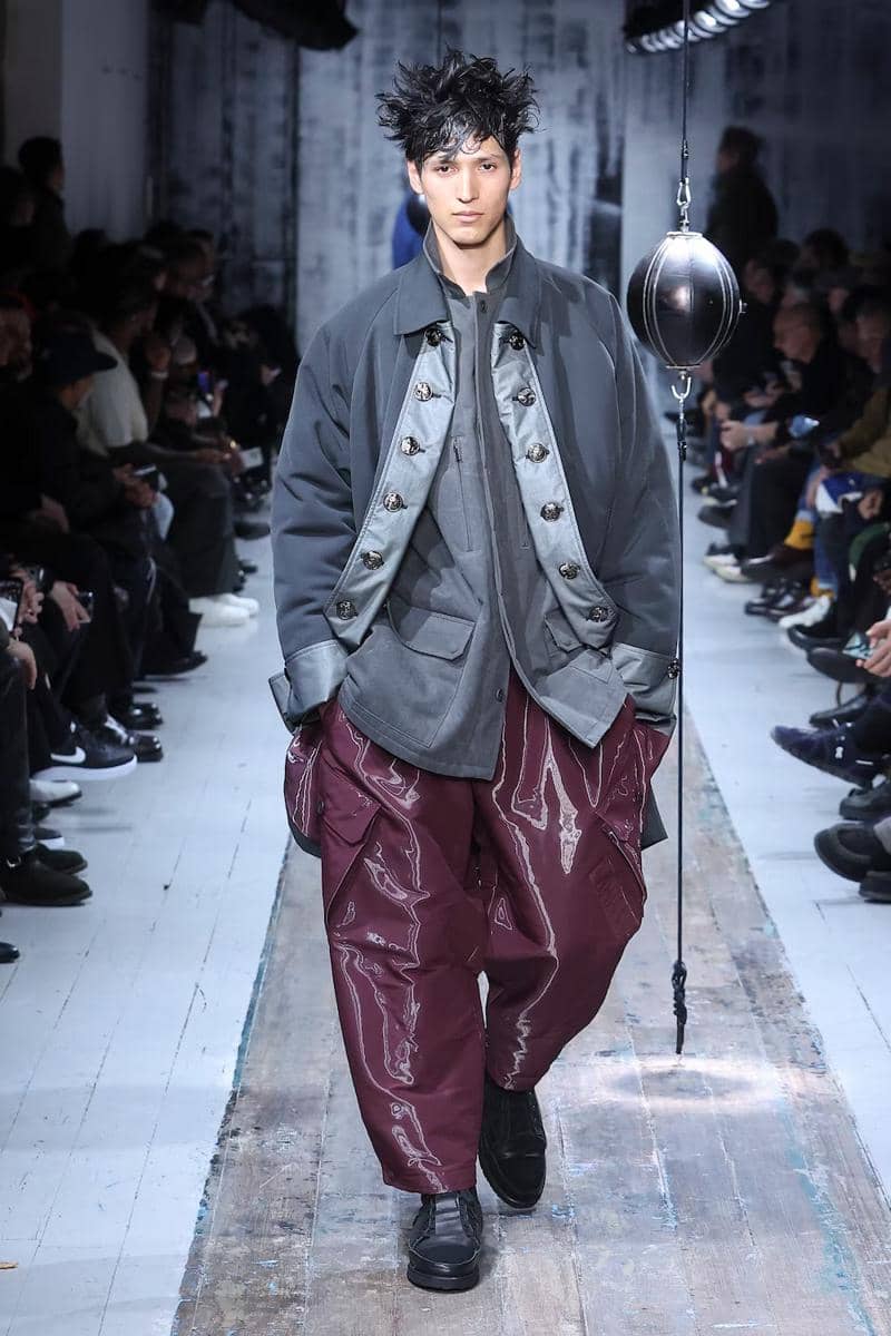 Yohji Yamamoto Autumn/Winter 2026 di Paris Fashion Week