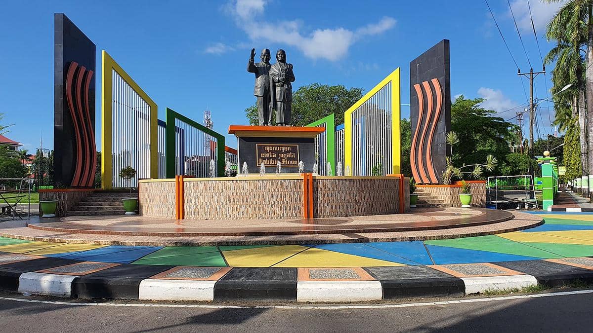 Monumen Cinta Habibie-Ainun, salah satu spot wisata di Kota Parepare.
