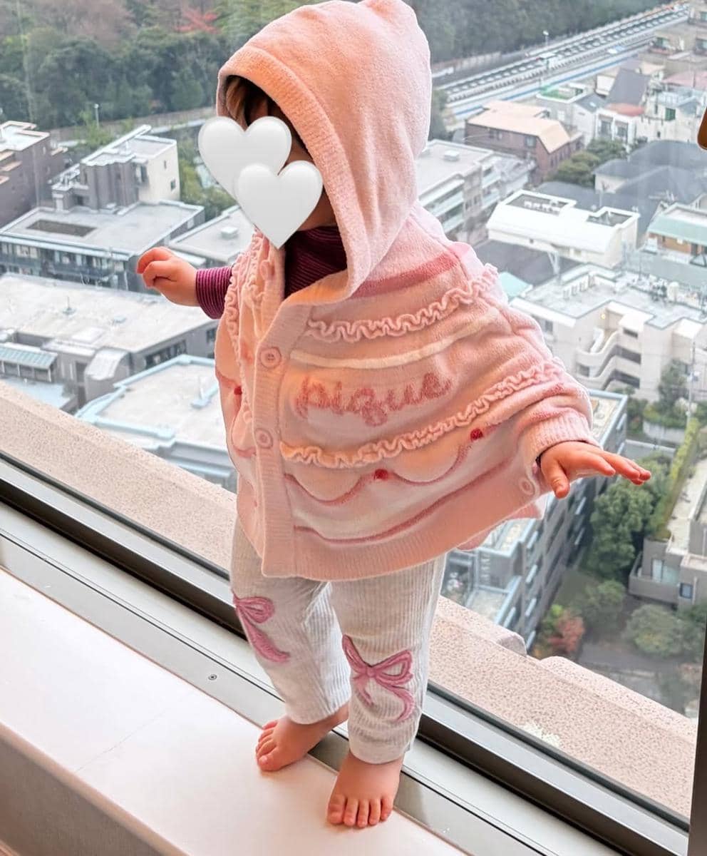 Syahrini dan Reino Barack ajak anak liburan