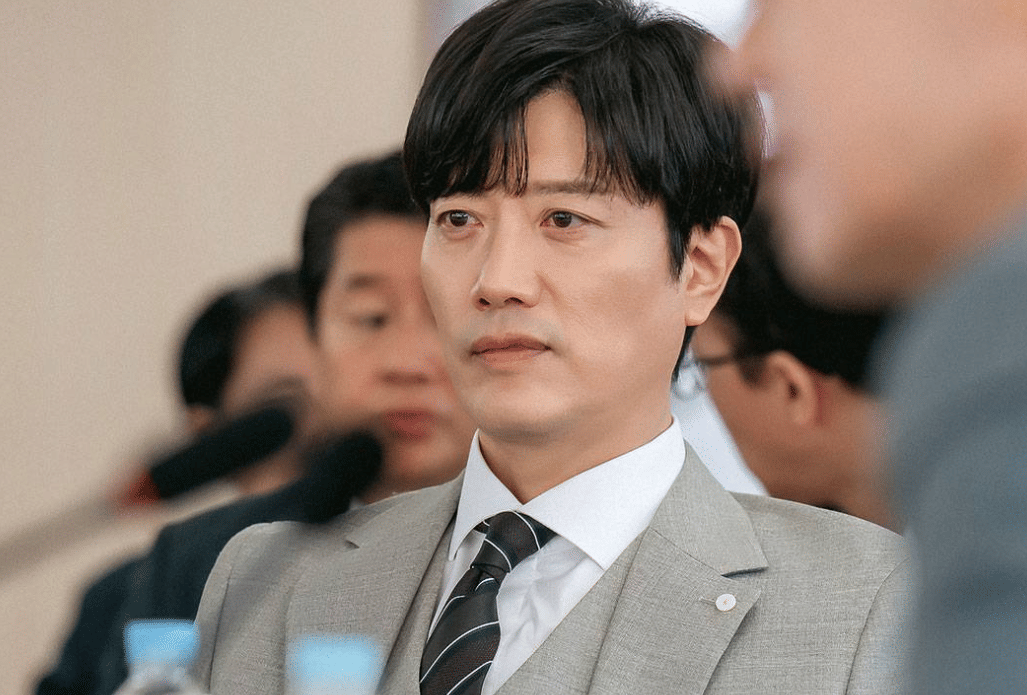 Cuplikan drama Korea The Judge Returns
