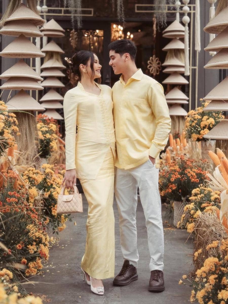 gaya Alyssa Daguise di lamaran Syifa Hadju dan El Rumi 