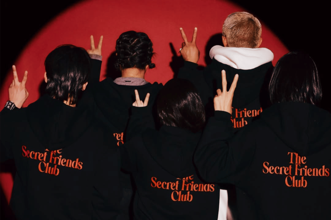 potret The Secret Friend's Club